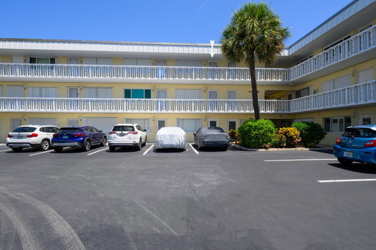 101 Doolen Court, Unit 307, North Palm Beach, FL 33408 Photo