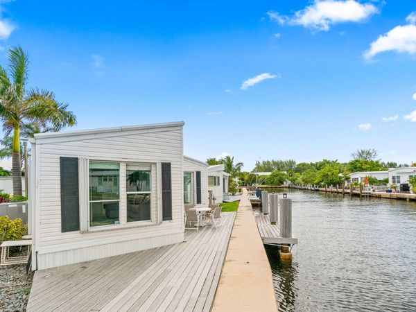 207 Mallard Drive, Unit U, Briny Breezes, FL 33435