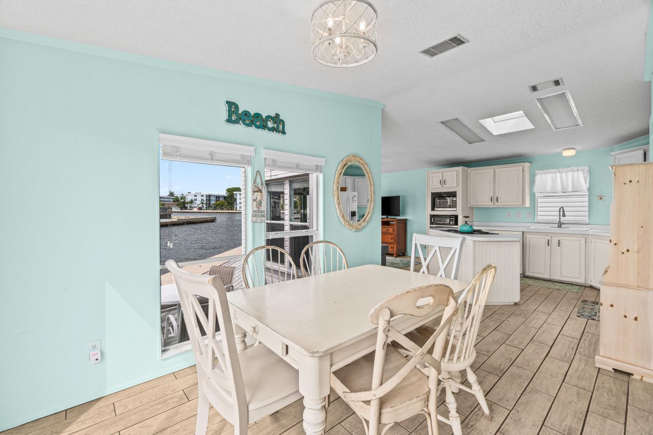 207 Mallard Drive, Unit U, Briny Breezes, FL 33435 Photo