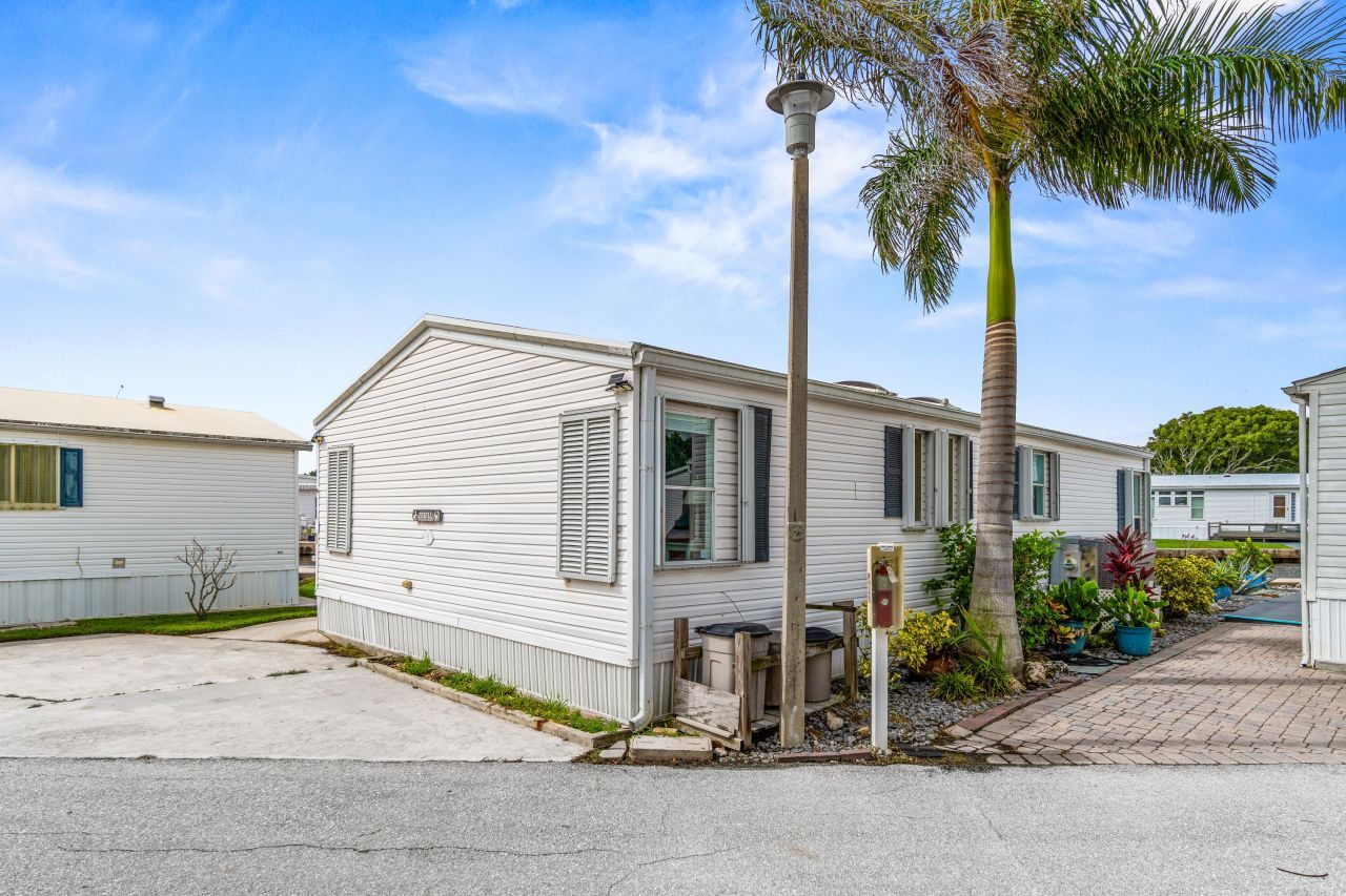 207 Mallard Drive, Unit U, Briny Breezes, FL 33435 Photo