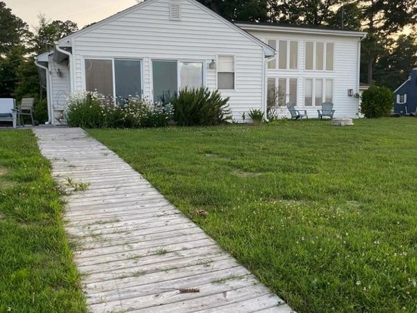 27 Orange Drive, HAGUE, VA 22469