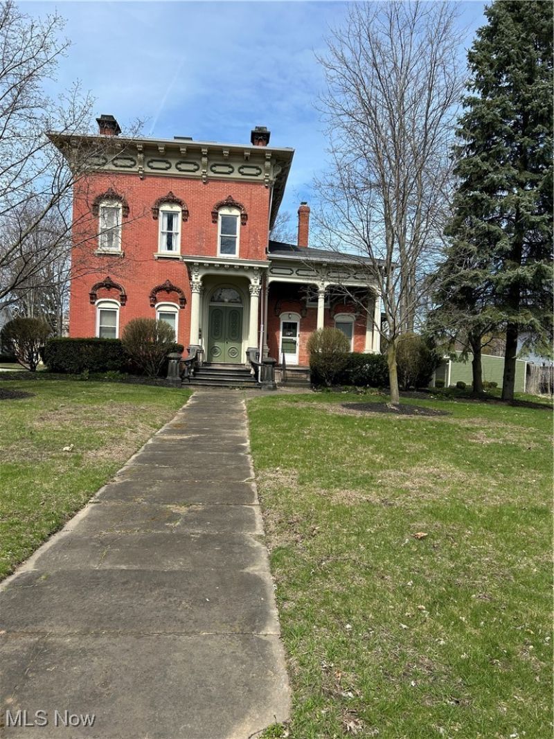 190 Mentor Avenue, Painesville, OH 44077