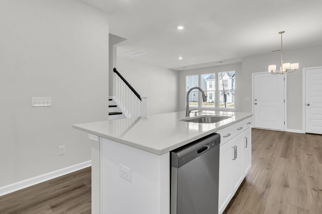 149 Brown Swiss Circle Photo 14