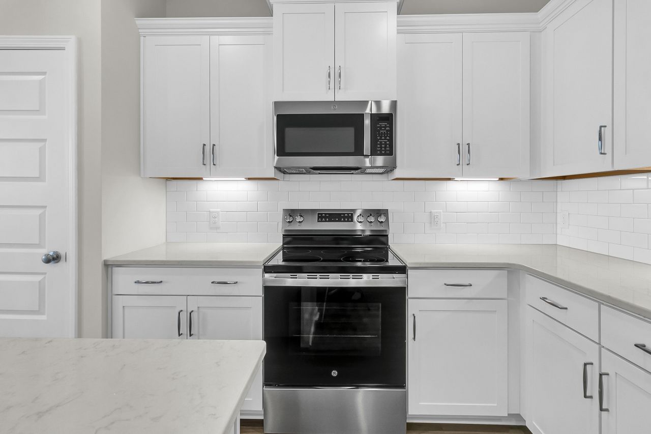 149 Brown Swiss Circle Photo 16