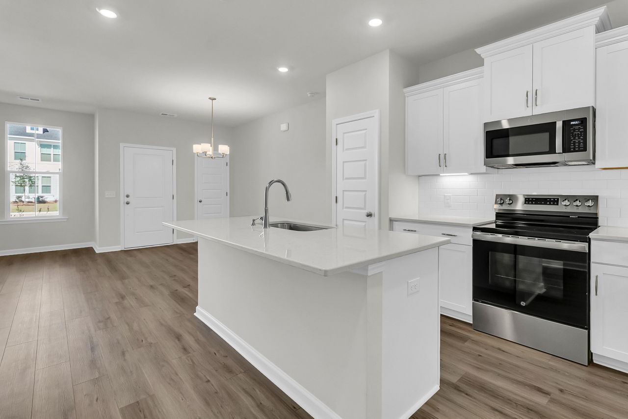 149 Brown Swiss Circle Photo 17