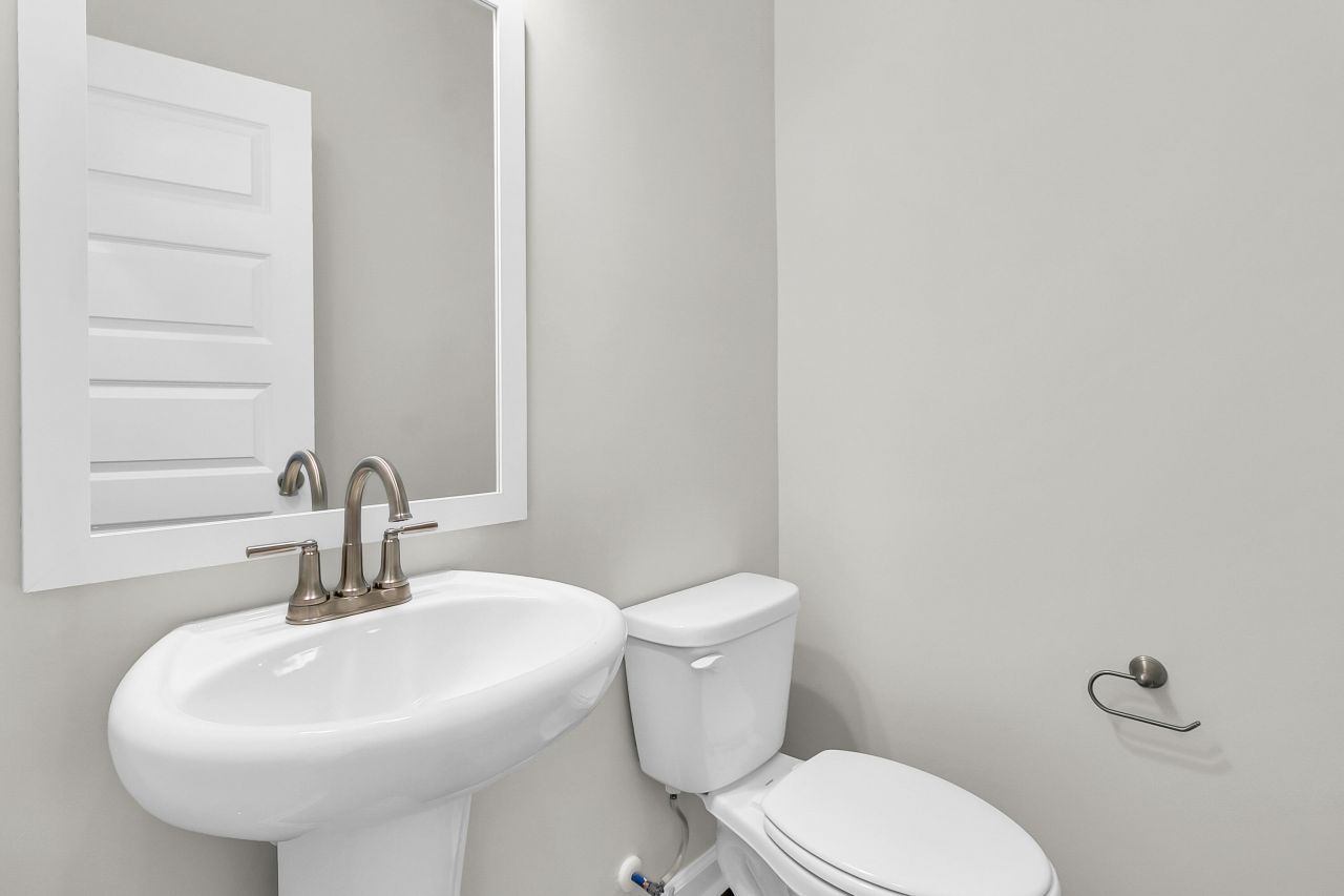 149 Brown Swiss Circle Photo 18