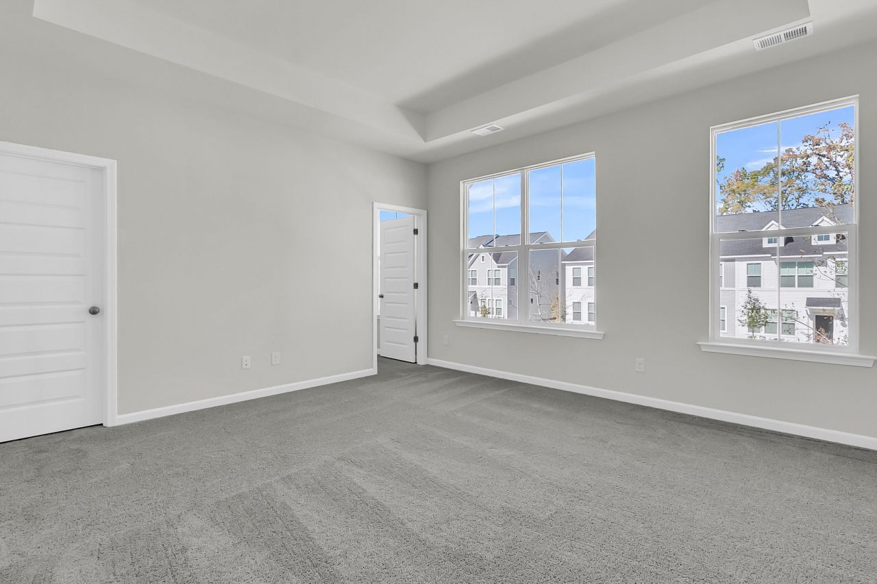 149 Brown Swiss Circle Photo 24