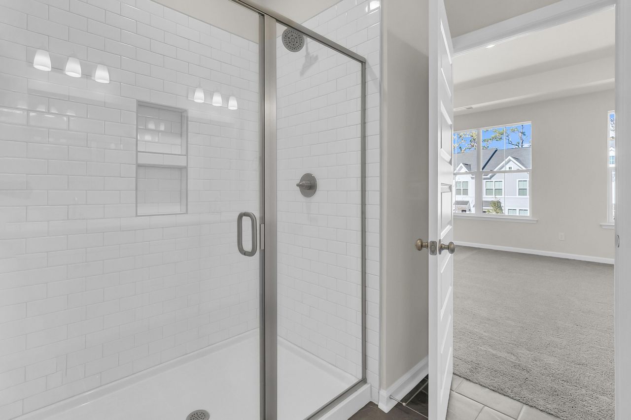 149 Brown Swiss Circle Photo 27