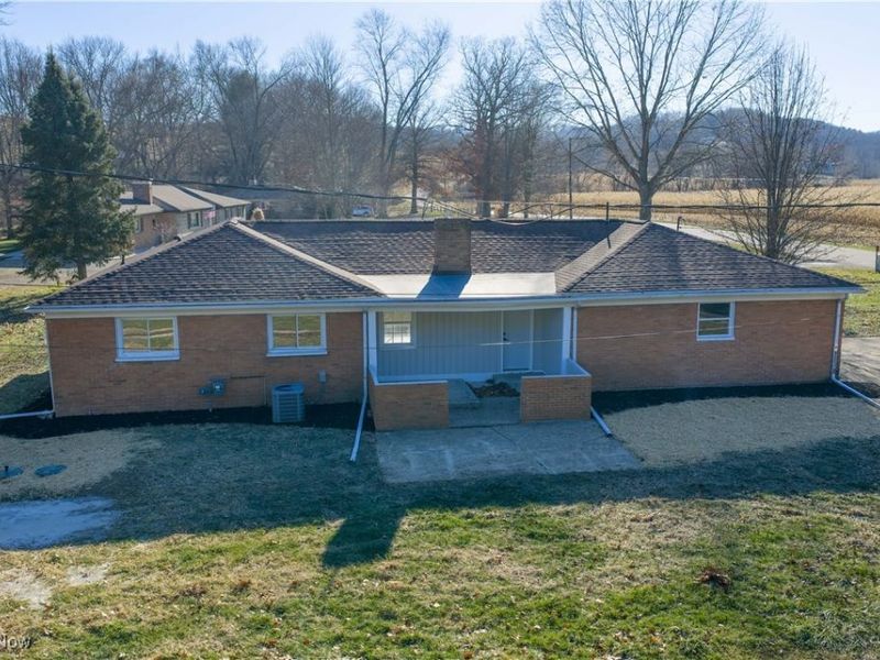 4029 Minard Road NW, Dover, OH 44622 Photo 2