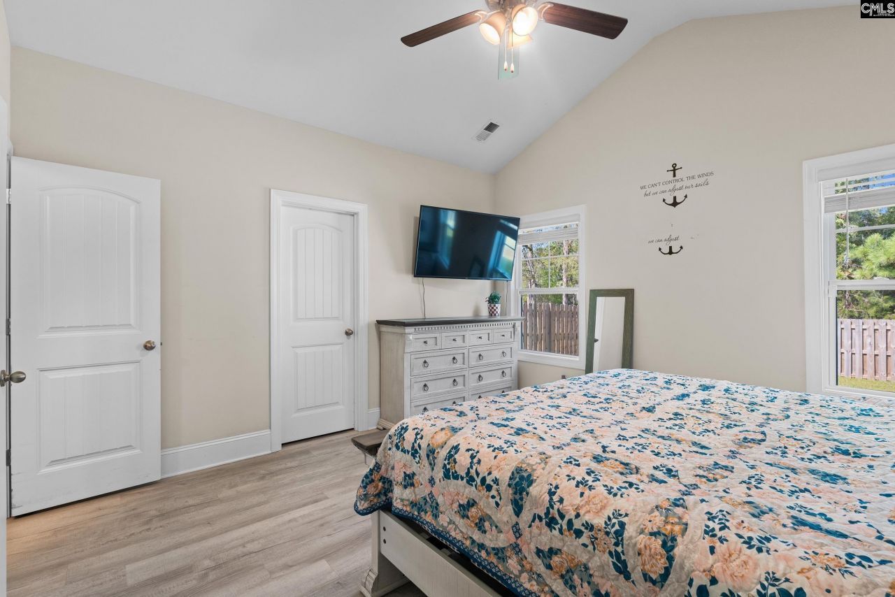 516 Mitscher Way Photo 14