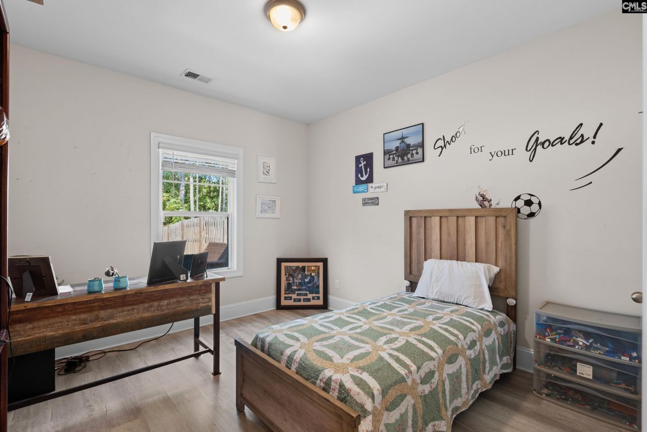 516 Mitscher Way Photo 21