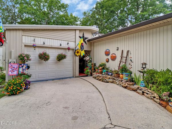 33 Big Horn Loop, Crossville, TN 38572