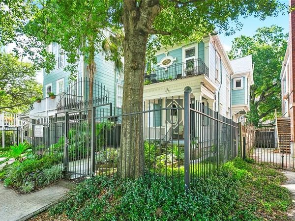 2222 CARONDELET Street, Unit D, New Orleans, LA 70130