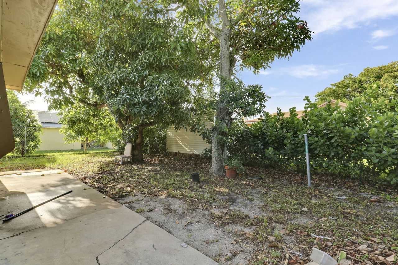 110 NW 5th Court, Boynton Beach, FL 33435 Photo