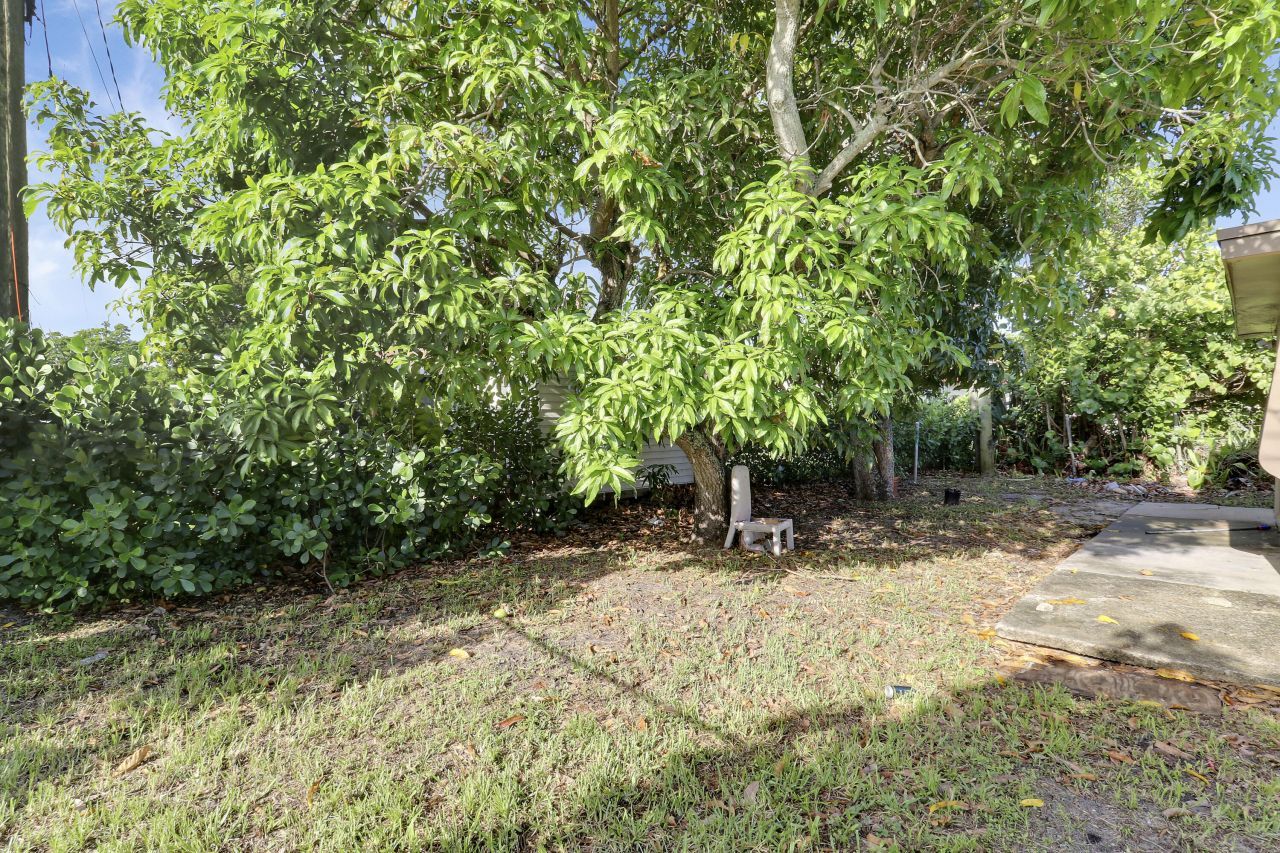 110 NW 5th Court, Boynton Beach, FL 33435 Photo