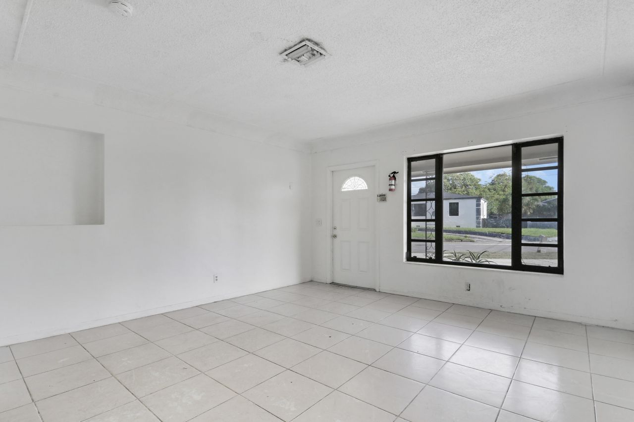 110 NW 5th Court, Boynton Beach, FL 33435 Photo