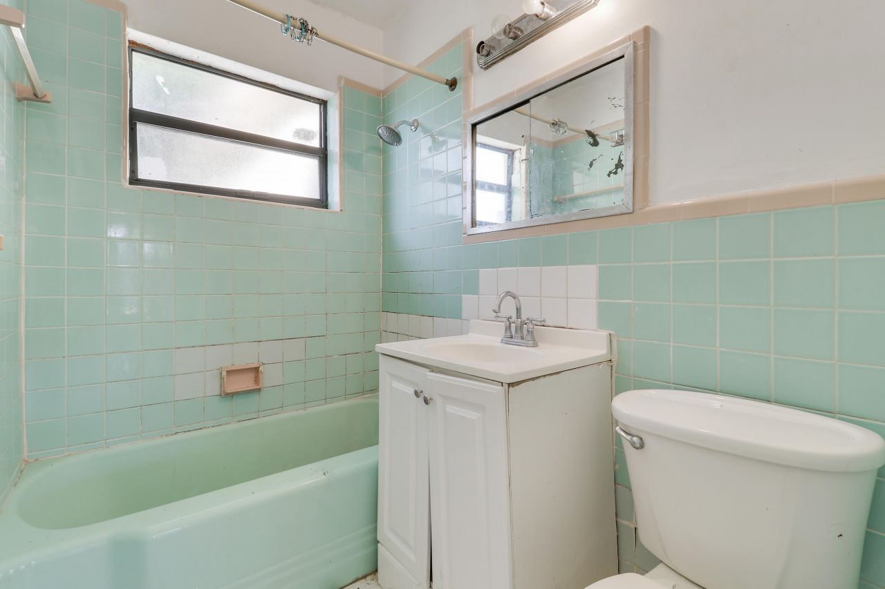 110 NW 5th Court, Boynton Beach, FL 33435 Photo