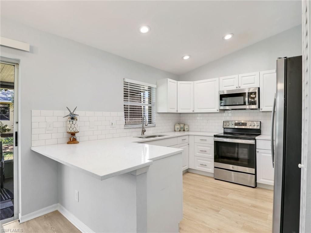 4829 Molokai Dr, Unit 12, Naples, FL 34112 Photo