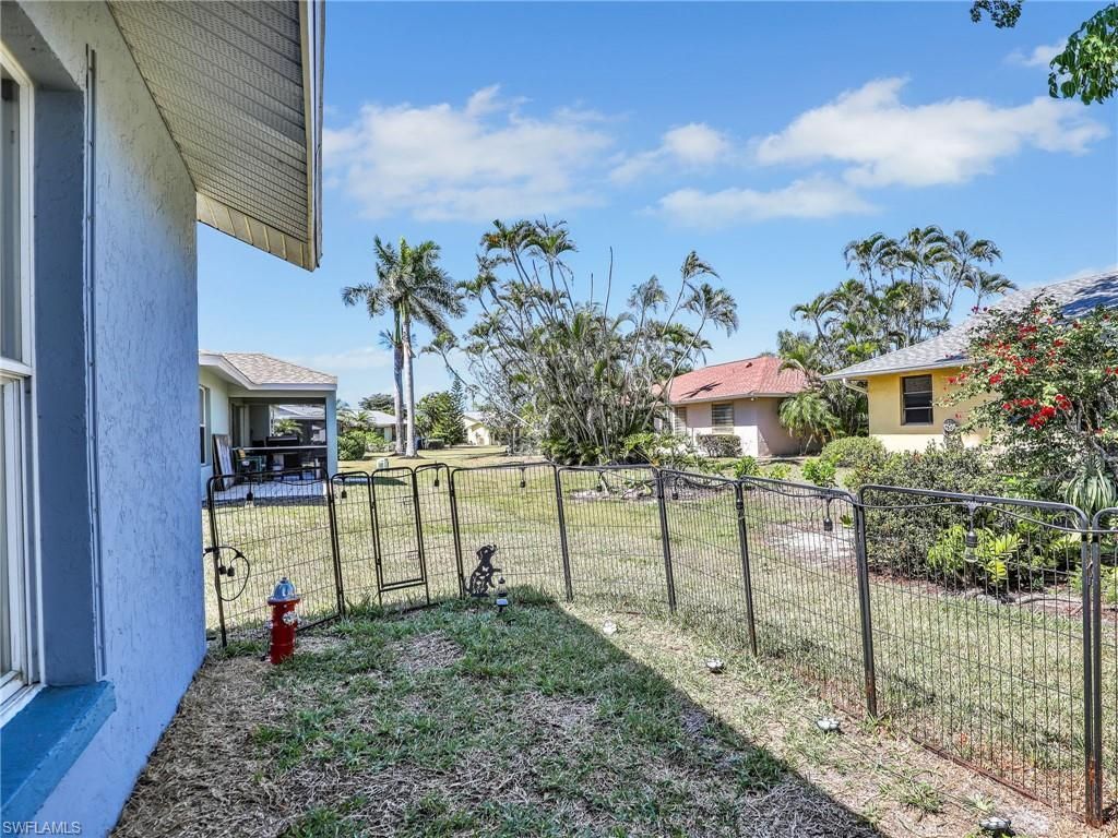 4829 Molokai Dr, Unit 12, Naples, FL 34112 Photo