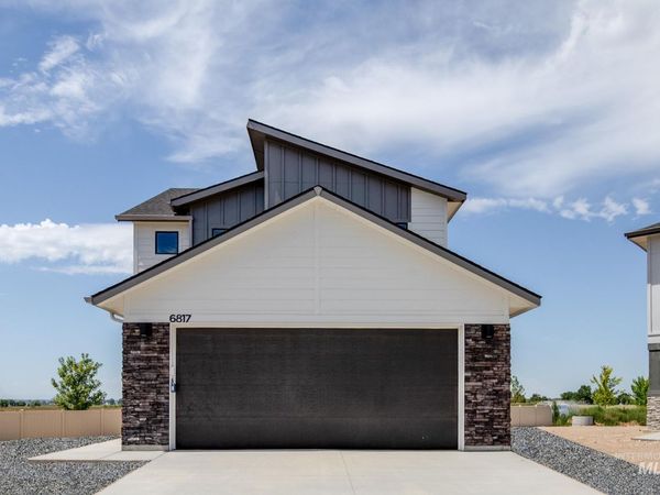 6817 S Old Farm Ave, Meridian, ID 83642
