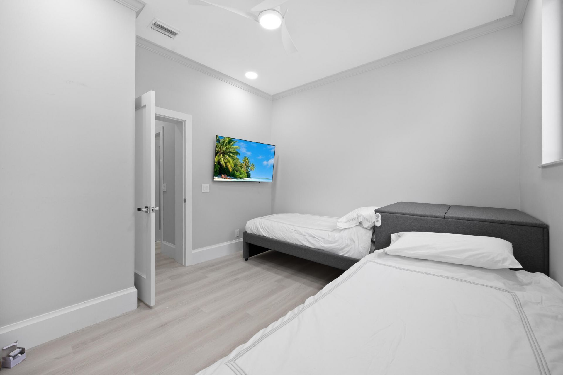 10253 Shireoaks Lane, Boca Raton, FL 33498 Photo