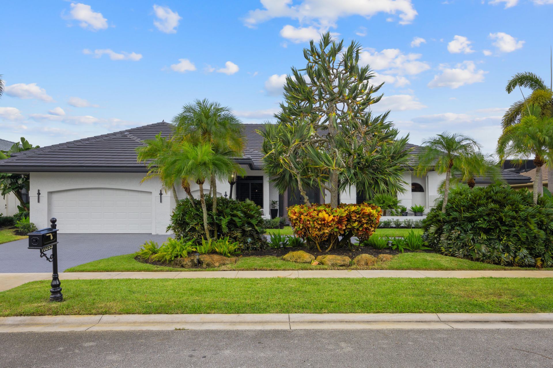 10253 Shireoaks Lane, Boca Raton, FL 33498 Photo