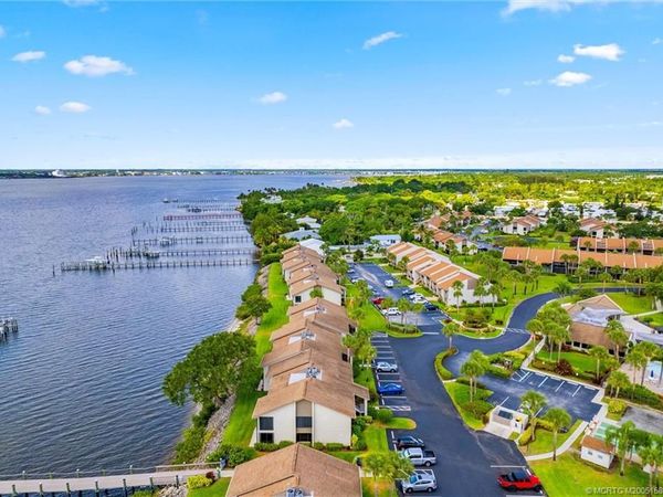 1600 NE Dixie Highway, Unit 10-205, Jensen Beach, FL 34957