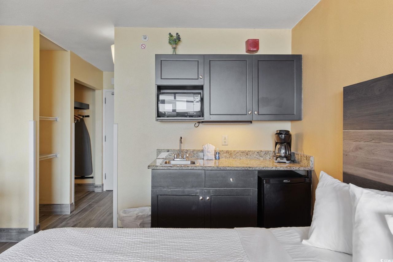 1501 S Ocean Blvd. Photo 7