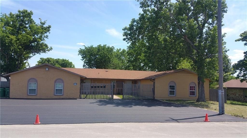 410 Thorndale Rd, Unit C, Taylor, TX 76574 Main Photo