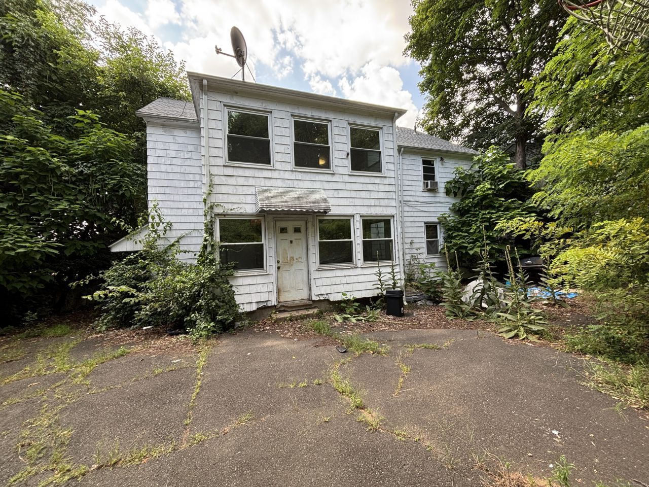 563 Sherman, New Haven, CT 06511 Main Photo