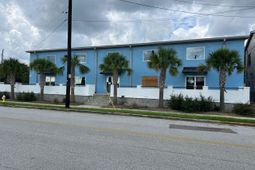 3265 N Carolina Avenue photo 4