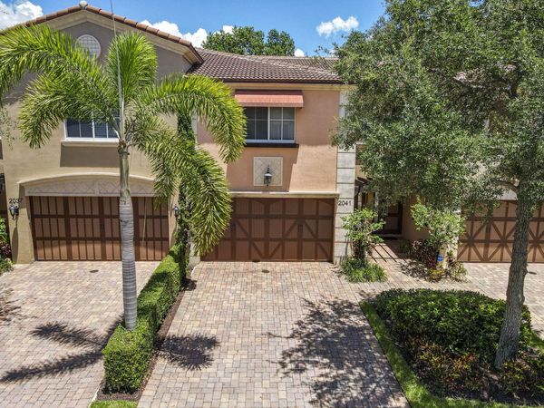 2041 Foxtail View Court, West Palm Beach, FL 33411