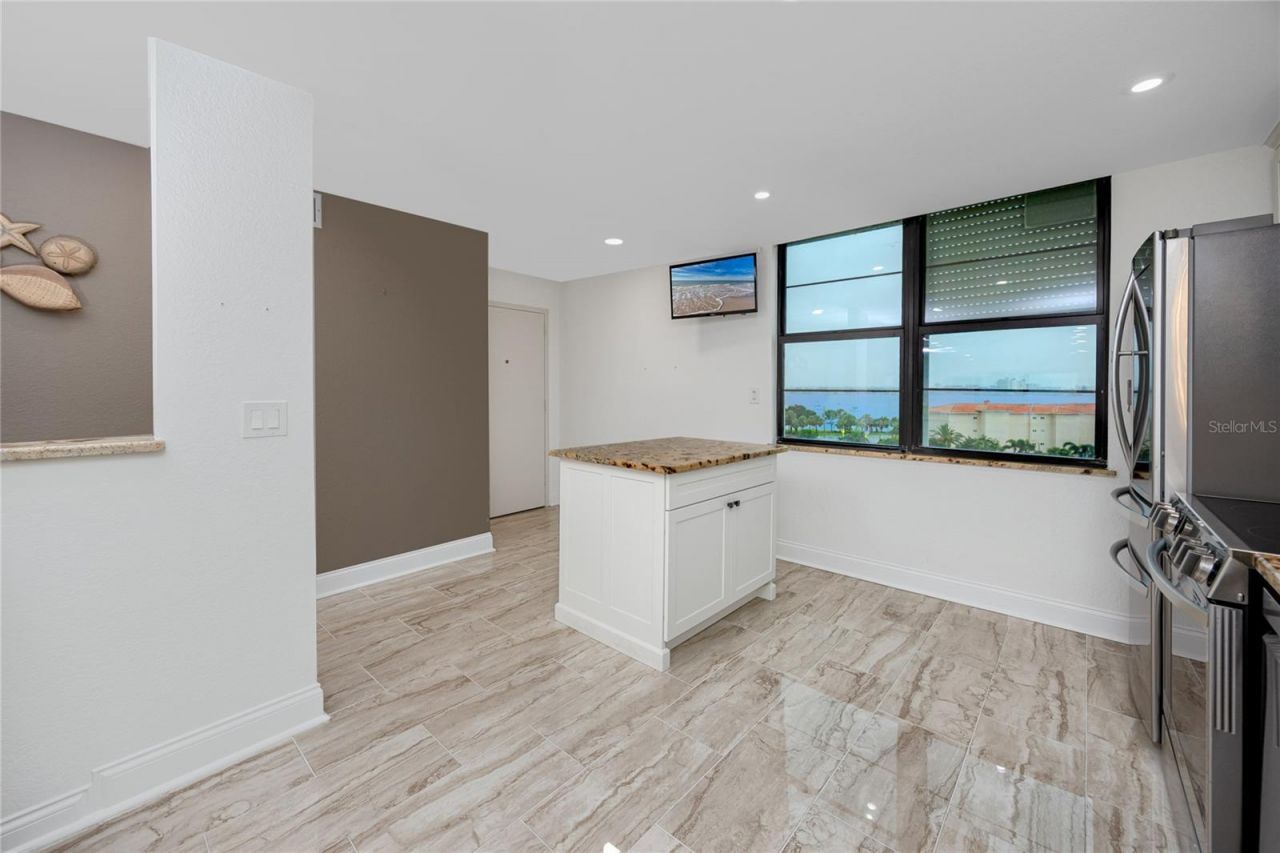 7300 Sun Island Drive S, Unit 706, South Pasadena, FL 33707 Photo