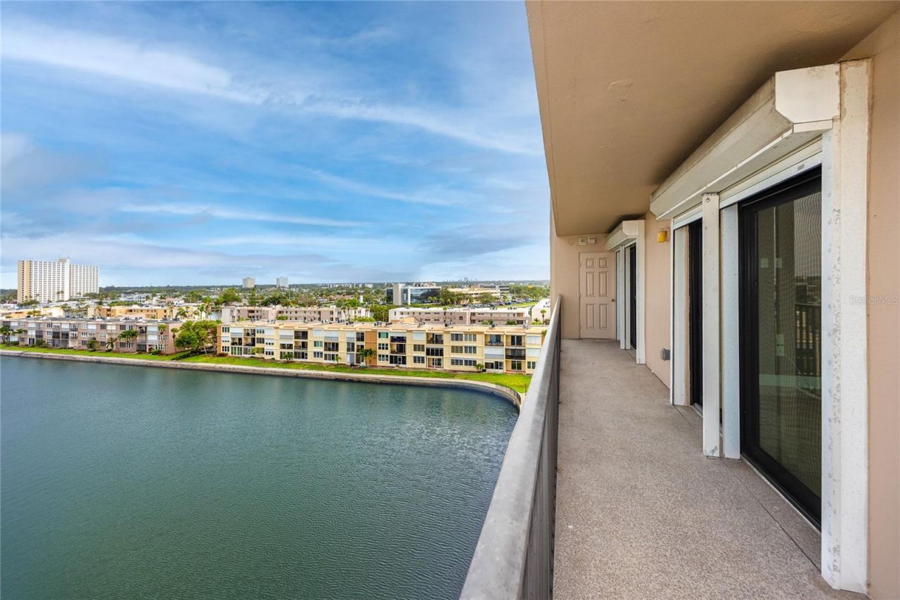 7300 Sun Island Drive S, Unit 706, South Pasadena, FL 33707 Photo