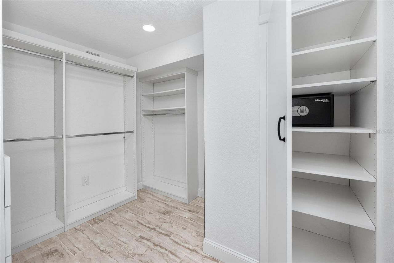 7300 Sun Island Drive S, Unit 706, South Pasadena, FL 33707 Photo