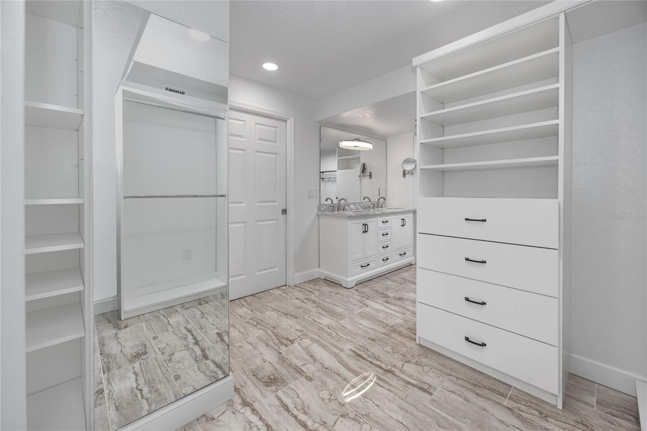 7300 Sun Island Drive S, Unit 706, South Pasadena, FL 33707 Photo