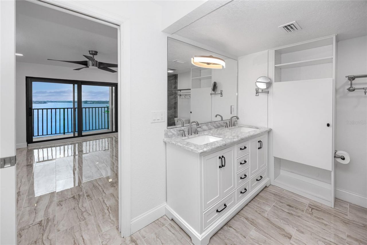 7300 Sun Island Drive S, Unit 706, South Pasadena, FL 33707 Photo