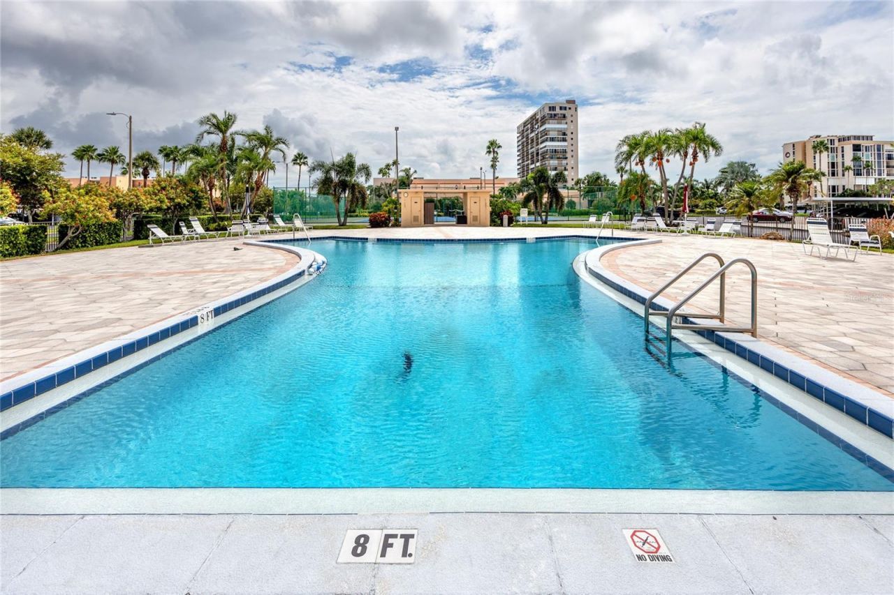 7300 Sun Island Drive S, Unit 706, South Pasadena, FL 33707 Photo