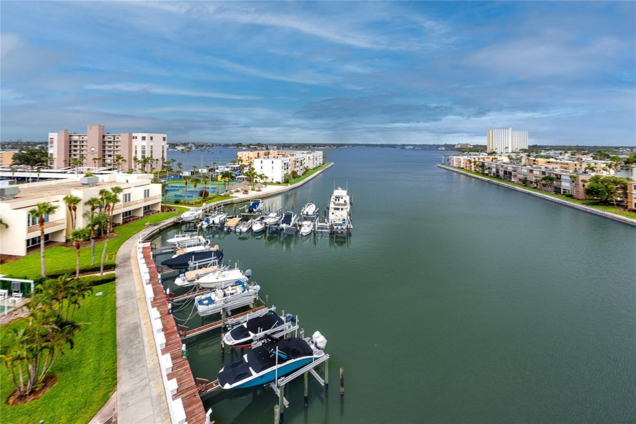 7300 Sun Island Drive S, Unit 706, South Pasadena, FL 33707 Photo
