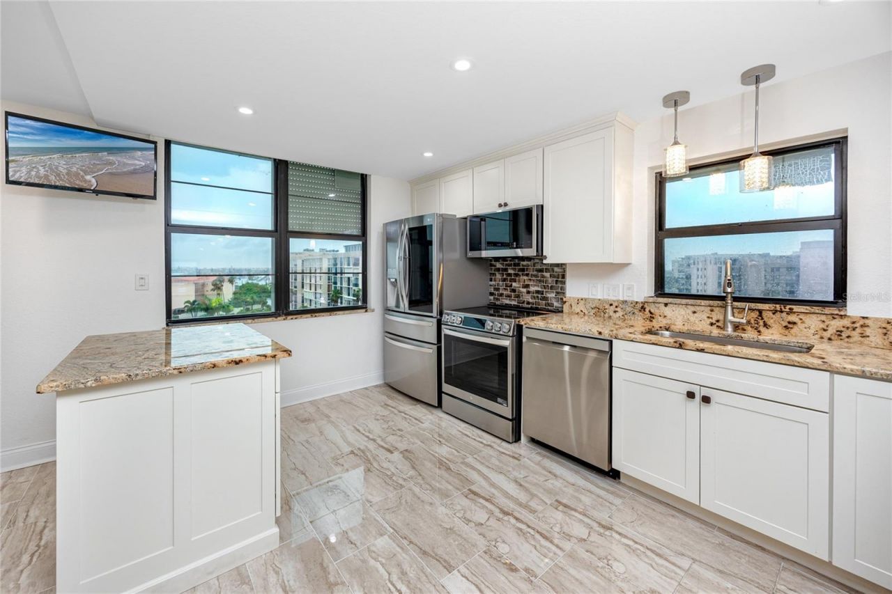 7300 Sun Island Drive S, Unit 706, South Pasadena, FL 33707 Photo