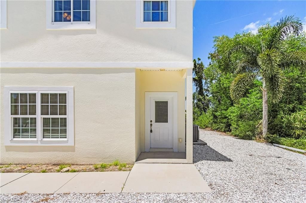 3810 Myers Ln, Saint James City, FL 33956 Photo