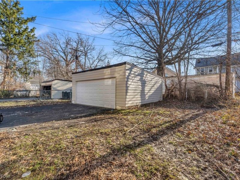 913 Helmsdale Road, Unit 3, Cleveland Heights, OH 44112 Photo 18