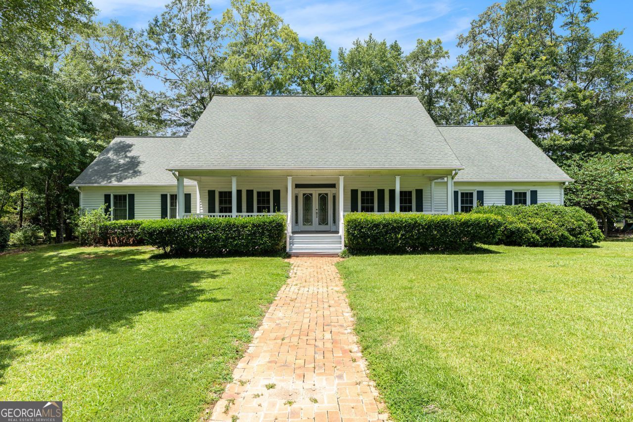 435 Mapledale Trail, Sharpsburg, GA 30277 Main Photo