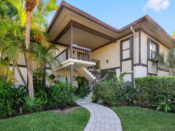 13321 Polo Club Road, Unit C203, Wellington, FL 33414