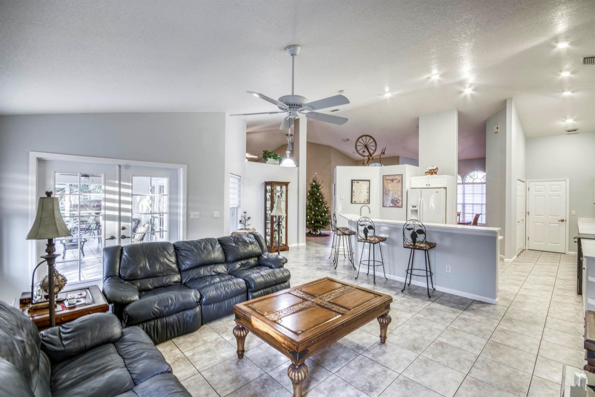 5681 Lago Del Sol Drive, Lake Worth, FL 33449 Photo