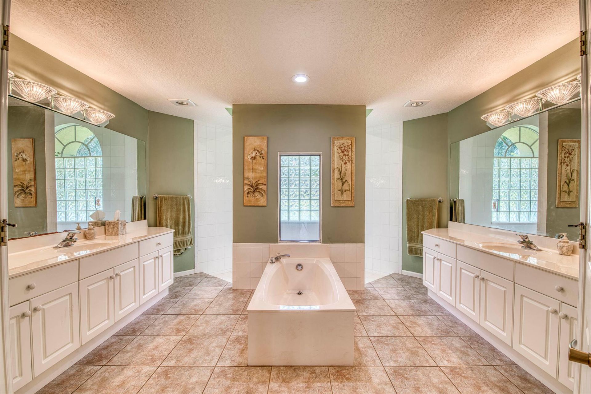 5681 Lago Del Sol Drive, Lake Worth, FL 33449 Photo