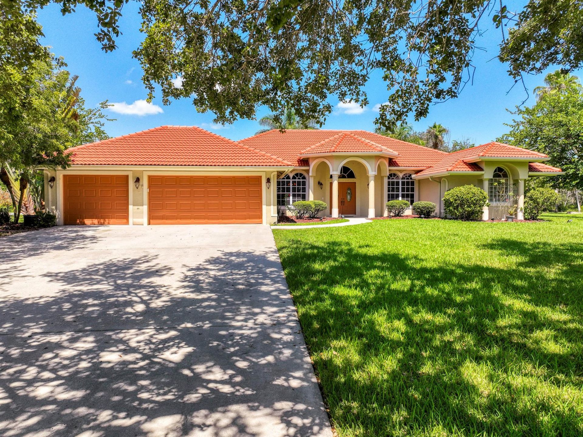 5681 Lago Del Sol Drive, Lake Worth, FL 33449 Photo