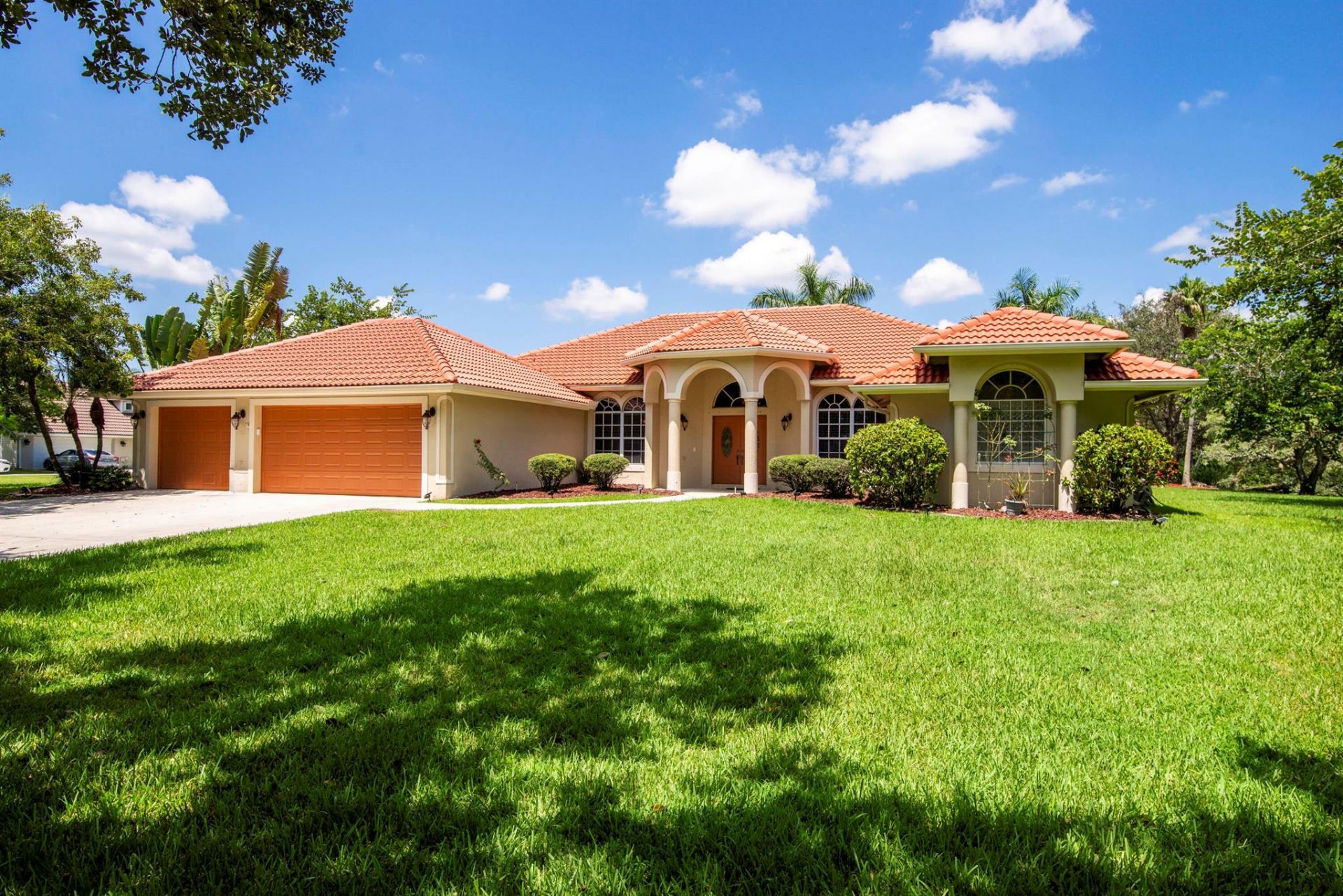 5681 Lago Del Sol Drive, Lake Worth, FL 33449 Photo