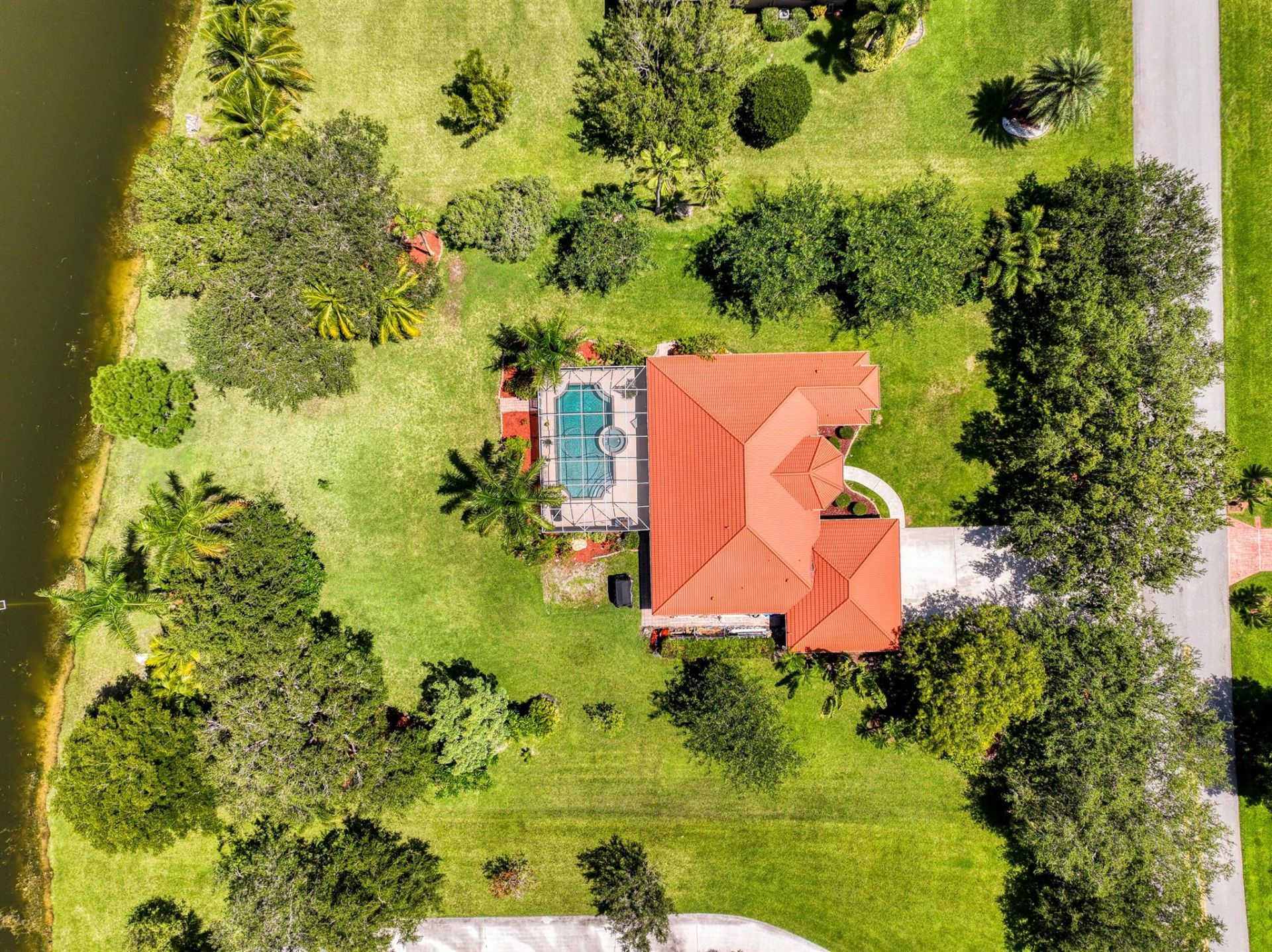 5681 Lago Del Sol Drive, Lake Worth, FL 33449 Photo