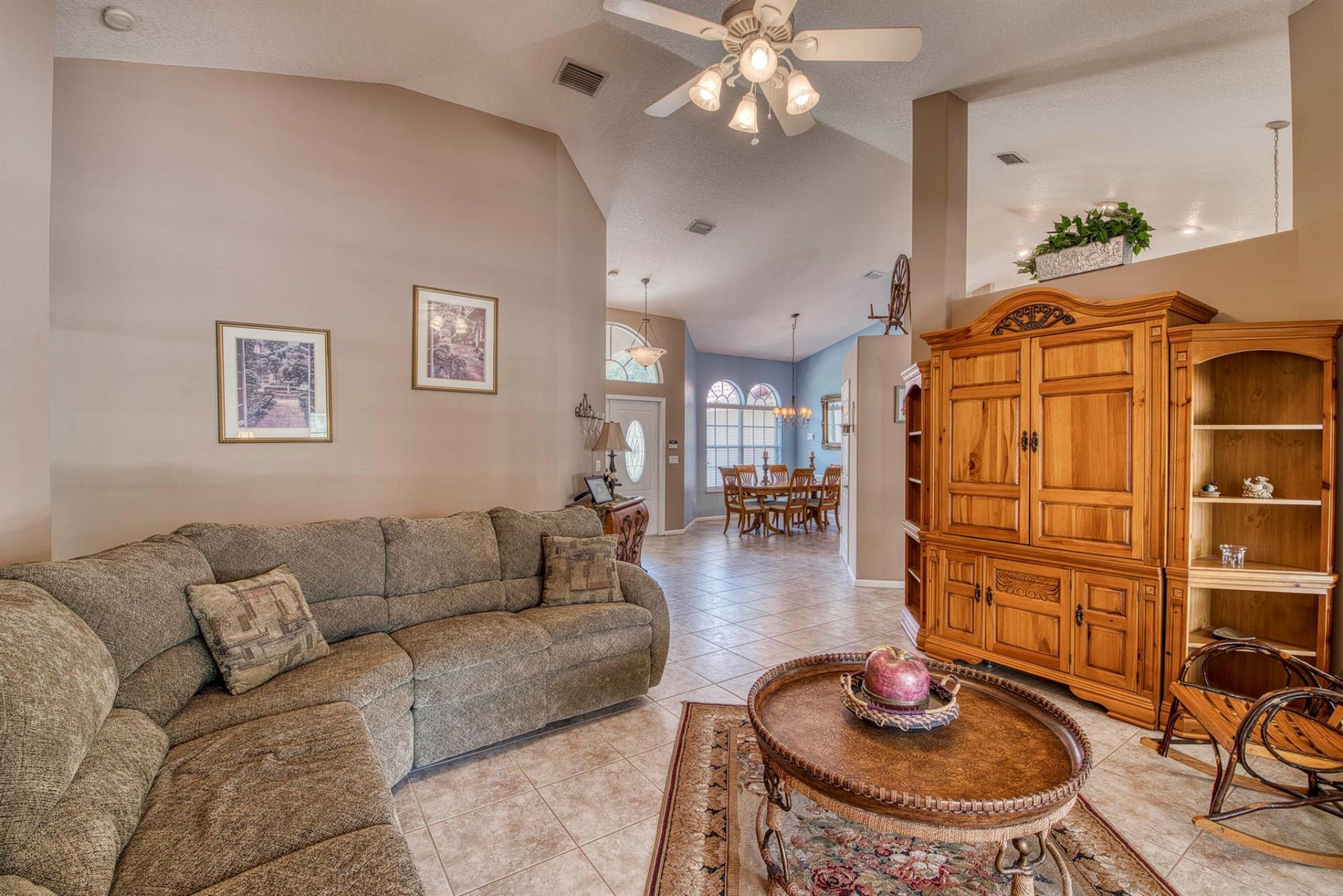 5681 Lago Del Sol Drive, Lake Worth, FL 33449 Photo